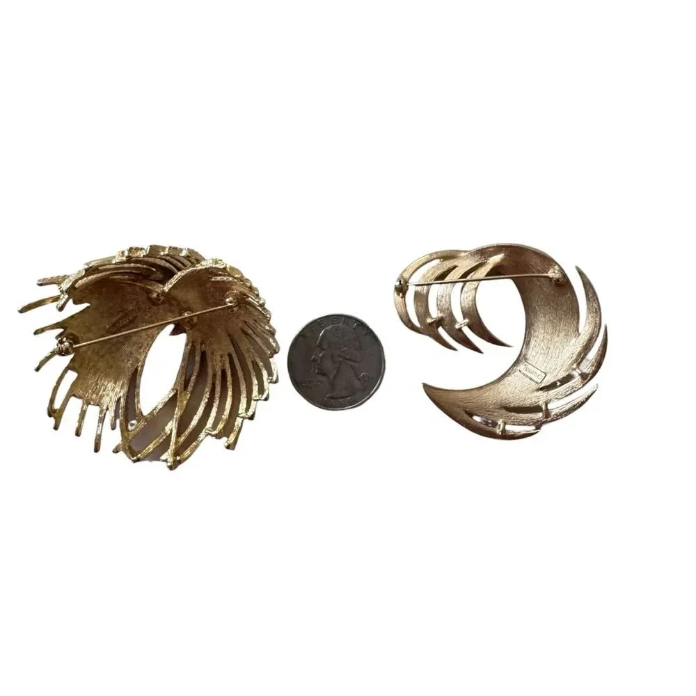 MCM Mid Century Modern 60s Vintage SET OF 2 Monet AND Crown Trifari Gold Brooch
